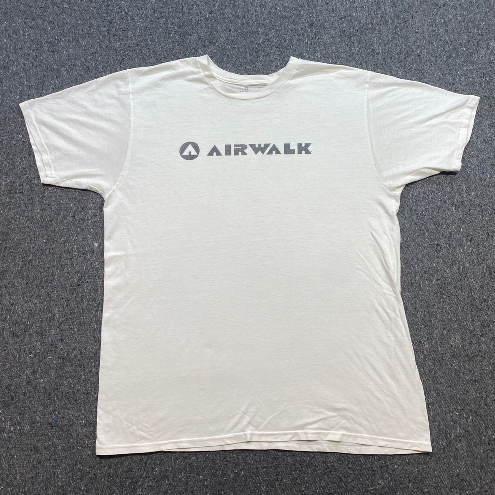 Airwalk TShirt Sz L Mens White Skater Logo Graphic Streetwear Retro Tee